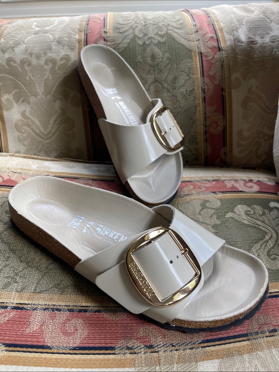 Birkenstock Shoes - Birkenstock Madrid Big Buckle High Shine. Size 8-8.5 Women N18-21